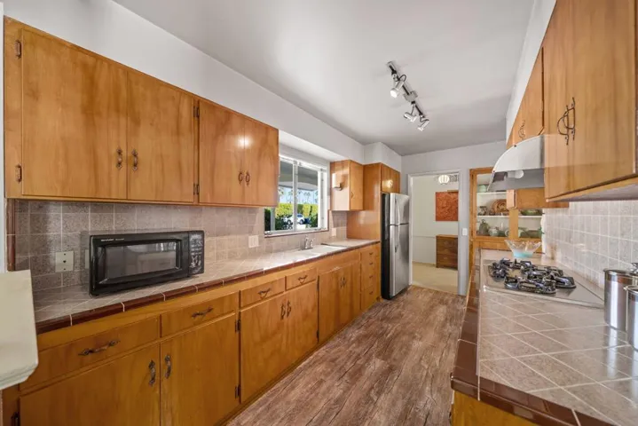 1061 E. Olive Way