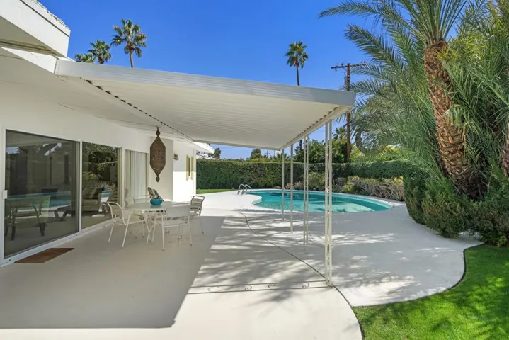 1061 E. Olive Way