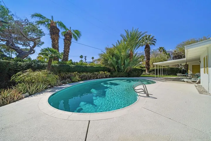 1061 E. Olive Way