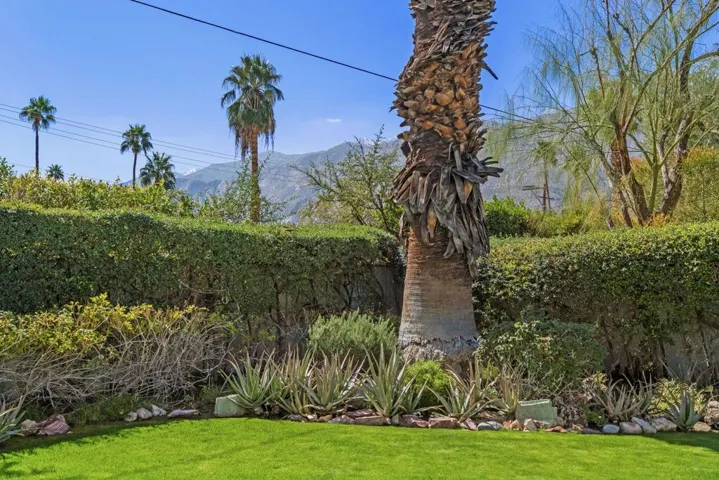 1061 E. Olive Way