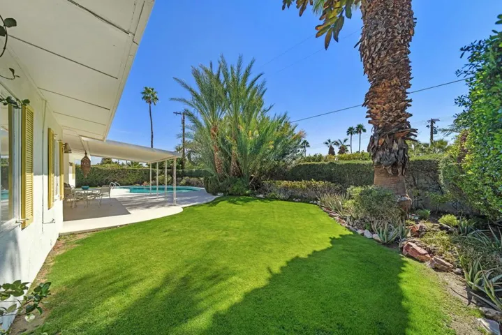1061 E. Olive Way