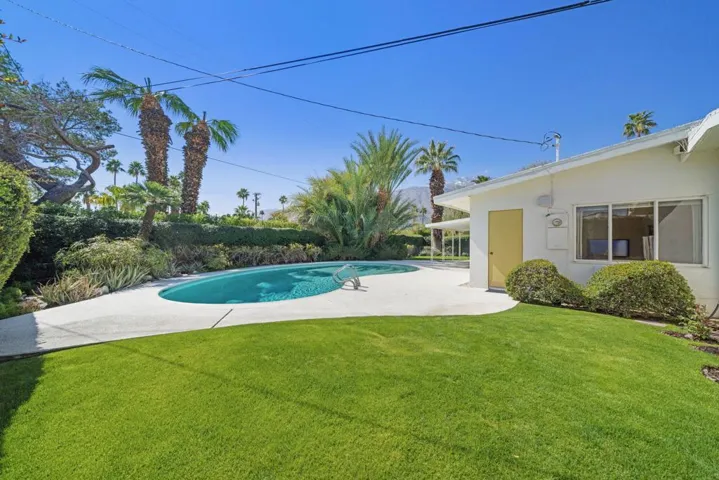 1061 E. Olive Way