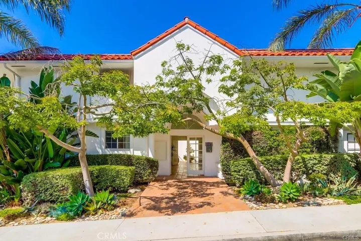 206 Avenida Montalvo 14, San Clemente, California 92672