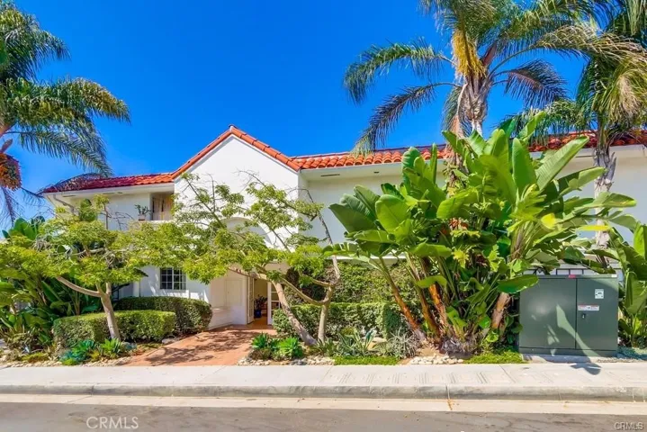 206 Avenida Montalvo 14, San Clemente, California 92672