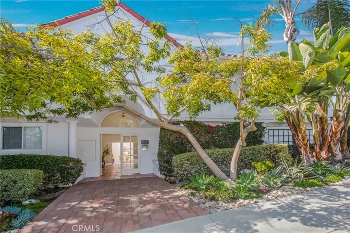 206 Avenida Montalvo 14, San Clemente, California 92672