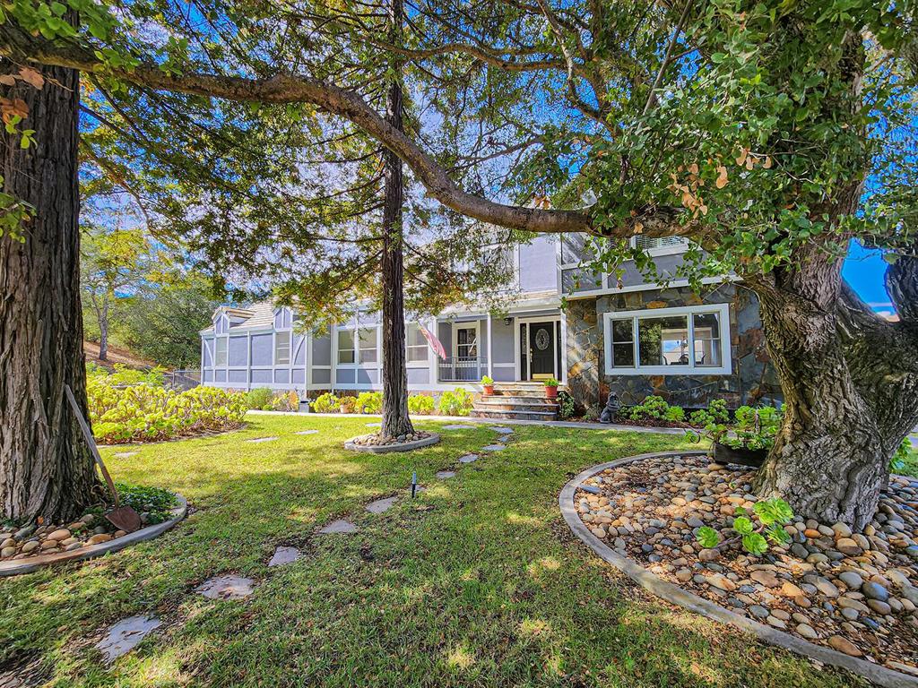 17300 Chesbro Lake Drive, California home-pic-3