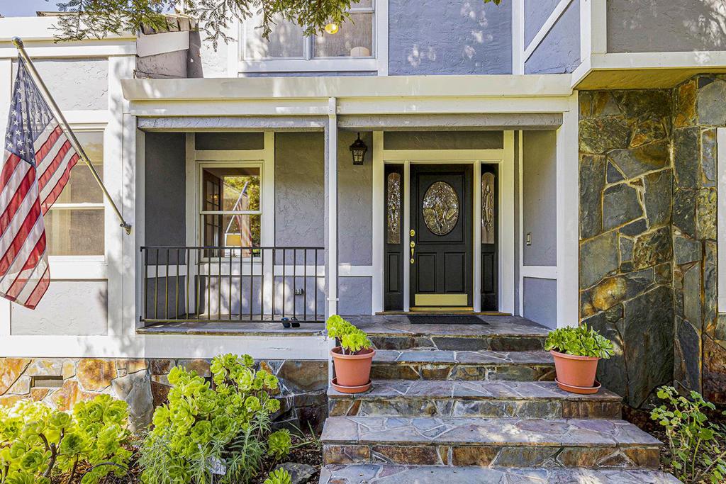 17300 Chesbro Lake Drive, California home-pic-6
