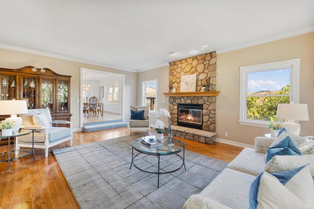 17300 Chesbro Lake Drive, California home-pic-19