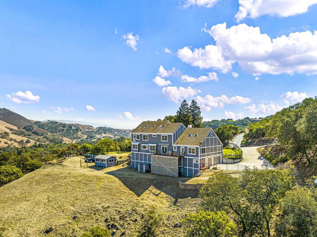 17300 Chesbro Lake Drive, California home-pic-35