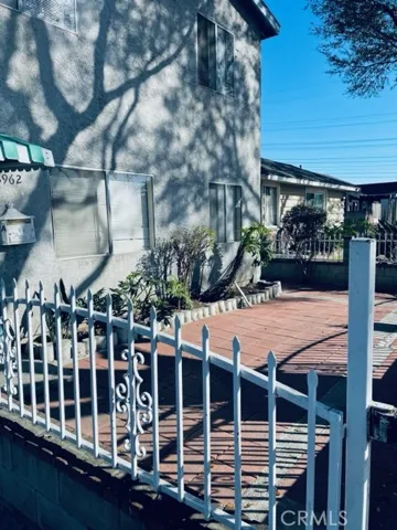 8960 Elizabeth Avenue, South Gate, California 90280