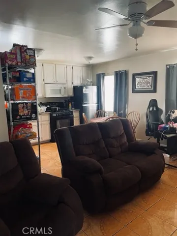 8960 Elizabeth Avenue, South Gate, California 90280