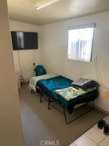 8960 Elizabeth Avenue, South Gate, California 90280