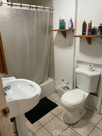 8960 Elizabeth Avenue, South Gate, California 90280