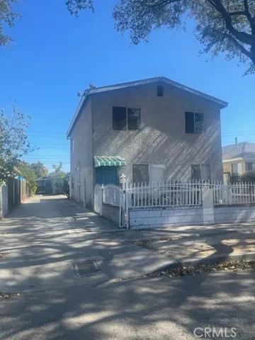 8960 Elizabeth Avenue, South Gate, California 90280
