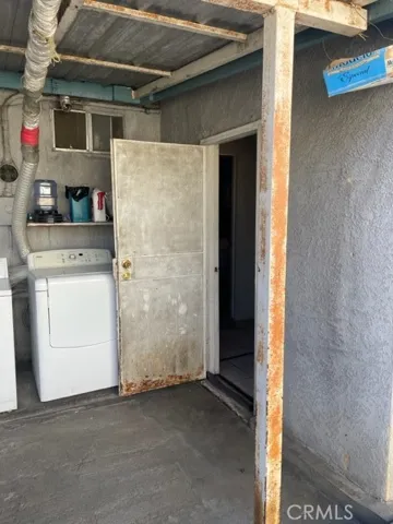 8960 Elizabeth Avenue, South Gate, California 90280