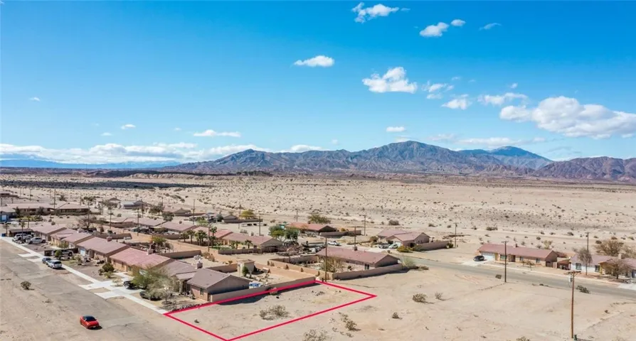1492 Valiant Avenue, Thermal, California 92274