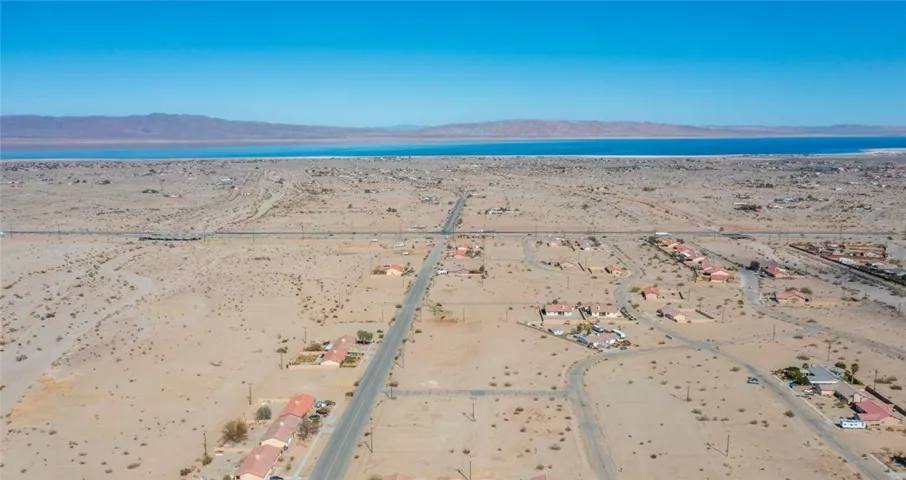 1492 Valiant Avenue, Thermal, California 92274