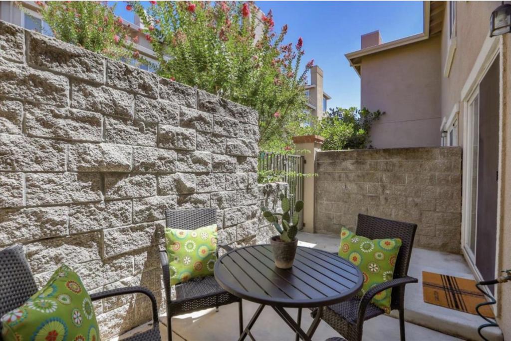 495 White Chapel, California home-pic-27