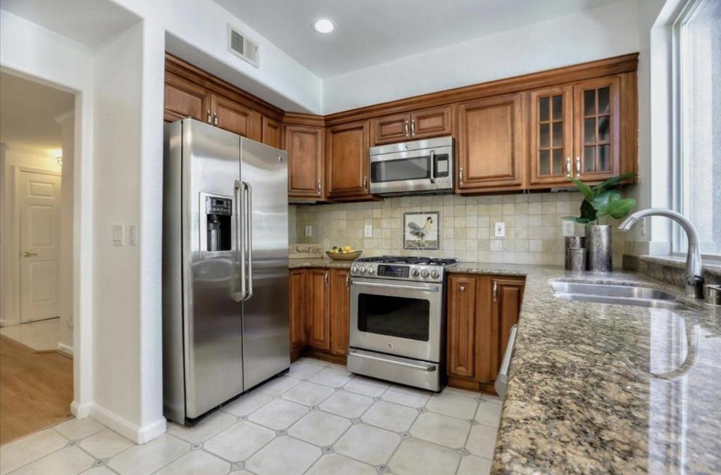 495 White Chapel, California home-pic-3