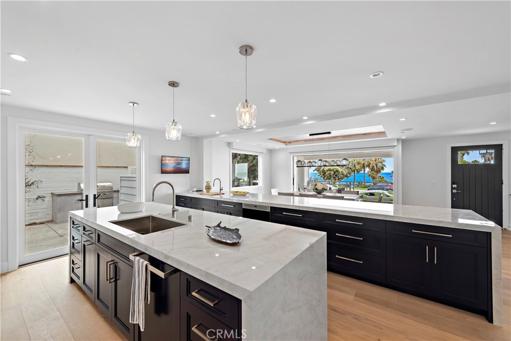 450 Cliff Drive, Laguna Beach, California 92651