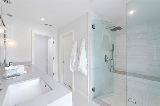 450 Cliff Drive, Laguna Beach, California 92651