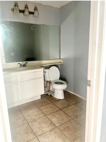 4150 Schaefer Avenue Unit 11, Chino, California 91710