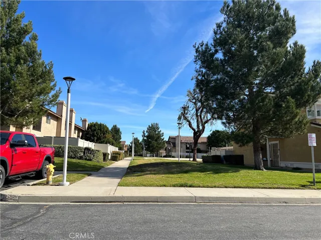 4150 Schaefer Avenue Unit 11, Chino, California 91710
