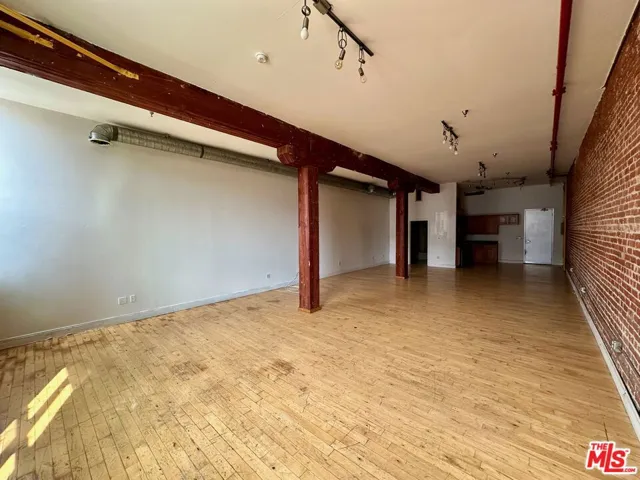 726 S Santa Fe Avenue 202, Los Angeles, California 90021
