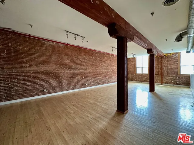 726 S Santa Fe Avenue 202, Los Angeles, California 90021