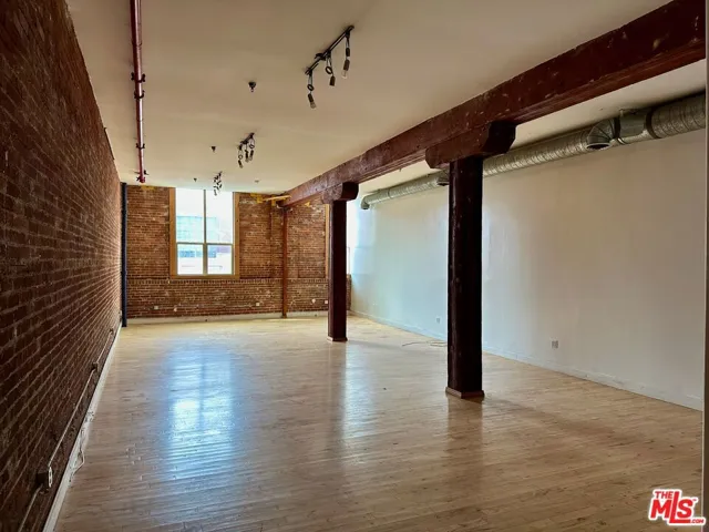 726 S Santa Fe Avenue 202, Los Angeles, California 90021
