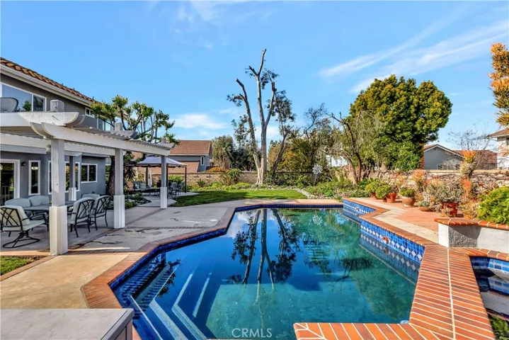 5585 Via Bravo, Yorba Linda, California 92887