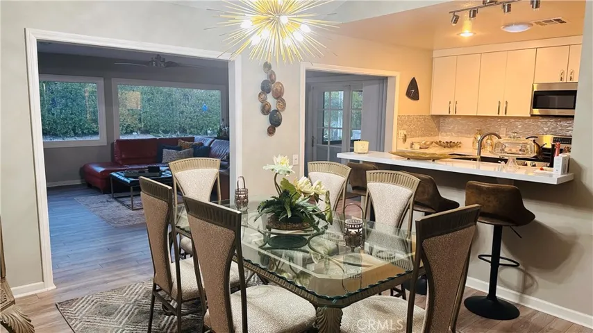 1050 E Louise Drive, Palm Springs, California 92262