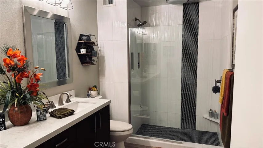 1050 E Louise Drive, Palm Springs, California 92262