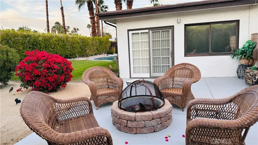 1050 E Louise Drive, Palm Springs, California 92262