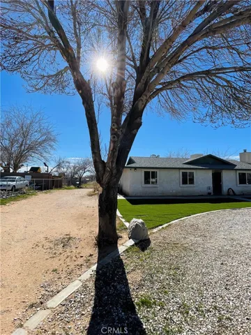 21245 Pine Ridge Avenue, Apple Valley, California 92307