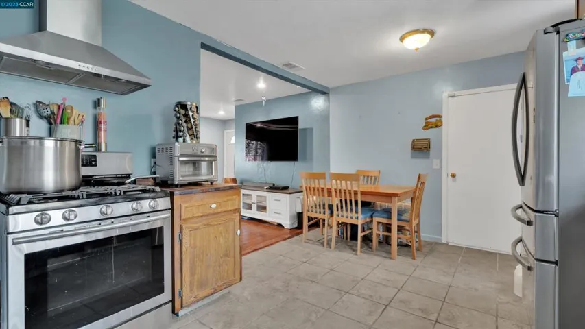 1215 Stonington Ave, San Pablo, California 94806