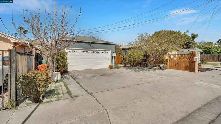 1215 Stonington Ave, San Pablo, California 94806