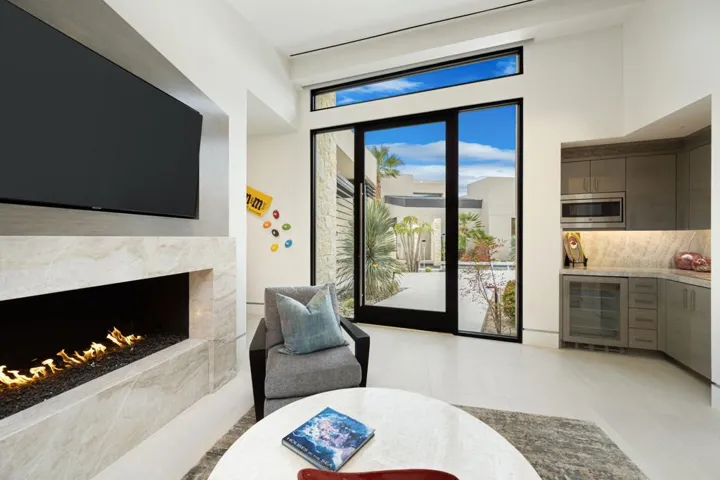 Casita - Sitting Room