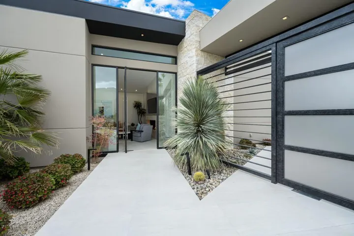 Casita Entrance