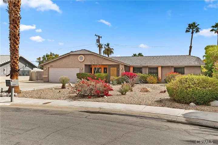 2004 Nicola Road E, Palm Springs, California 92262