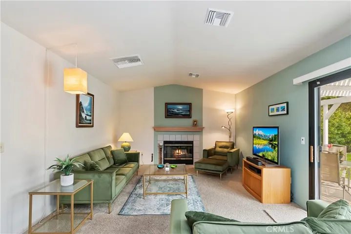 2004 Nicola Road E, Palm Springs, California 92262