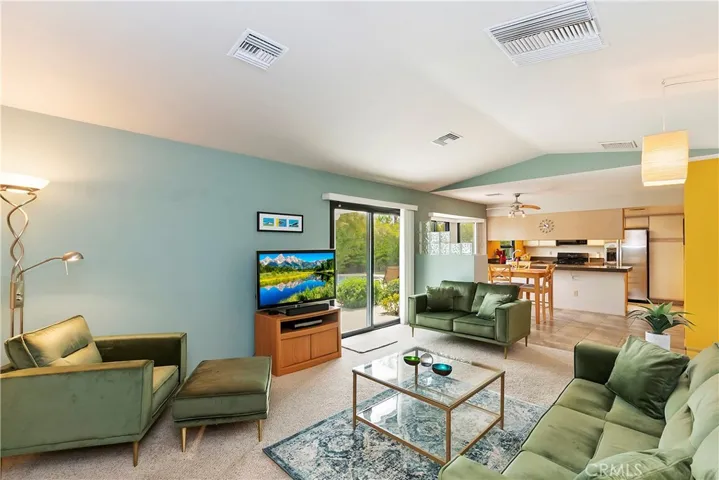 2004 Nicola Road E, Palm Springs, California 92262