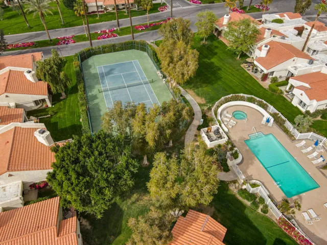 1 of 3 Tennis courts