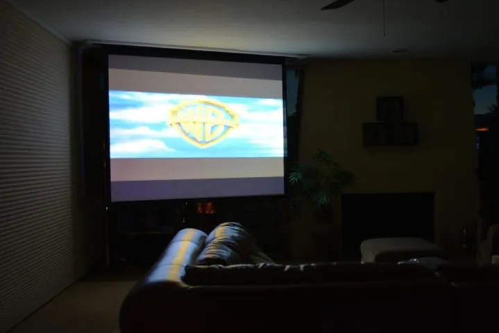 HomeTheatera