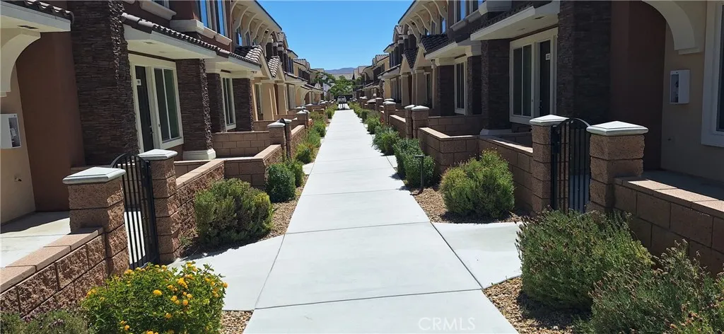 16854 Muscatel, Hesperia, California 92345