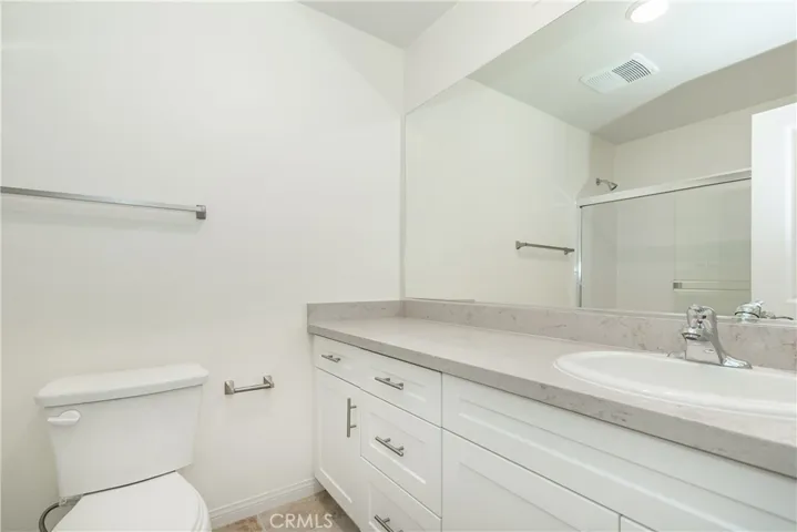 16854 Muscatel, Hesperia, California 92345