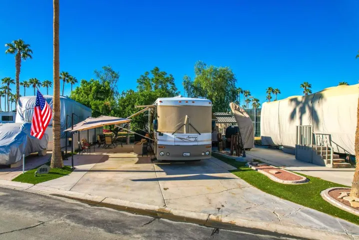 Lot 405 (3)
