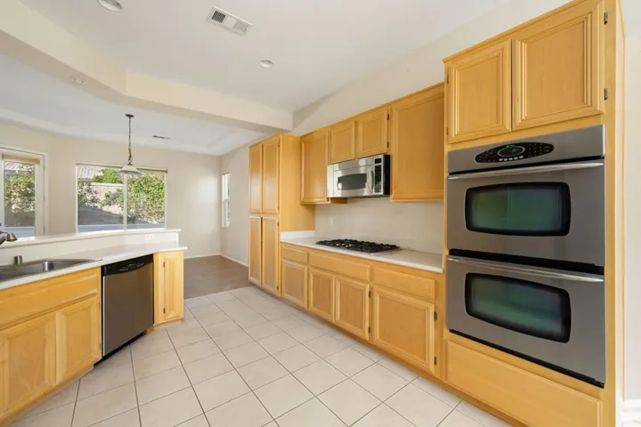 21-web-or-mls-JV_Marsala_0223_021