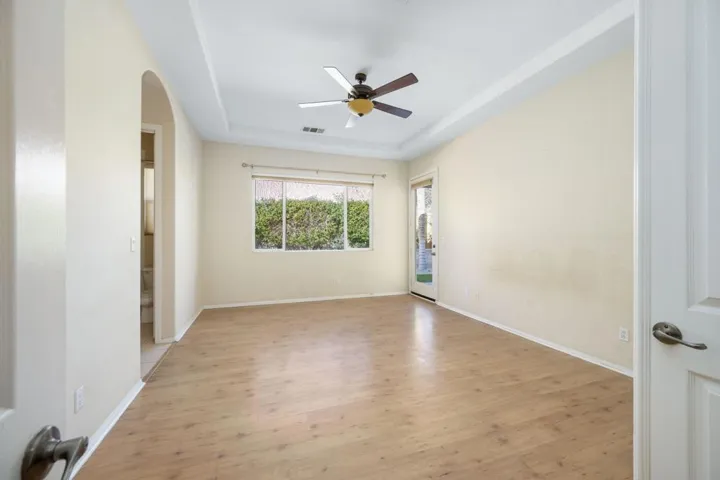 32-web-or-mls-JV_Marsala_0223_032