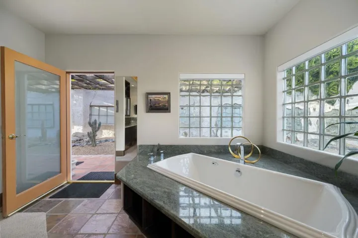 125-web-or-mls-RR_Fiddleback_0323_094